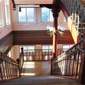 1840's Plaza / INTERIOR