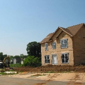 Neighborhood - Poplar Road @ Larchmont Drive