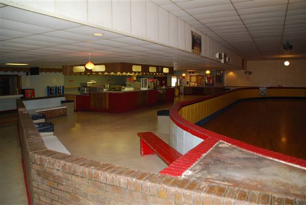Pasadena Roller  Skating Rink (8/31/2010)