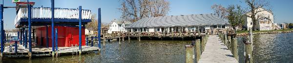 Skipper's Pier Restaurant & Barnacles Dock Bar
