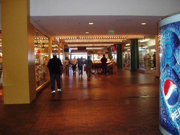 Mondawmin Mall