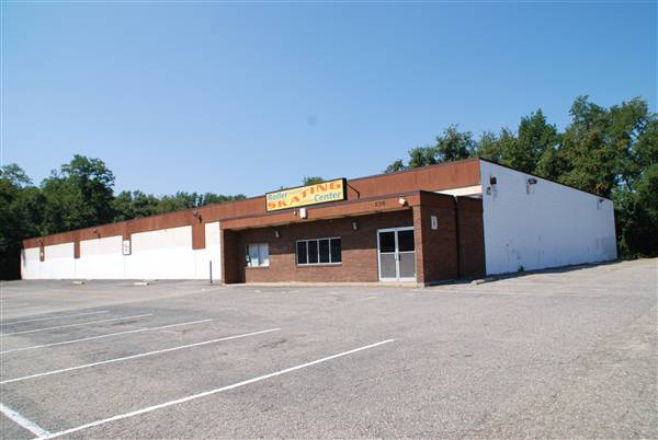 Pasadena Roller  Skating Rink (8/31/2010)