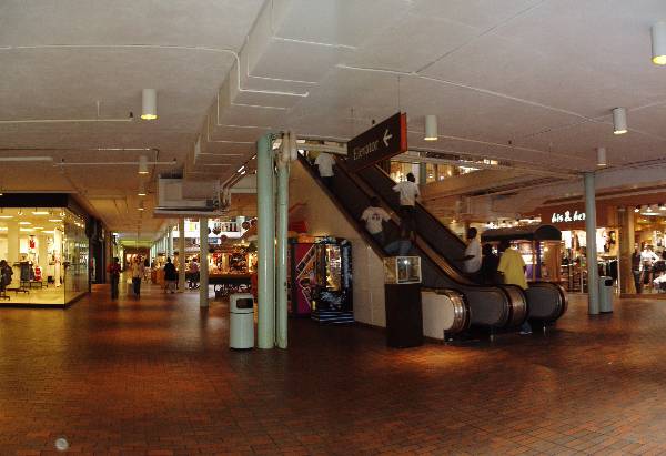 Mondawmin Mall