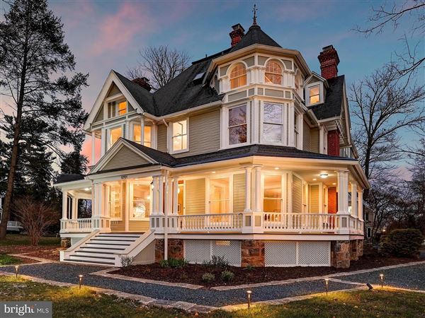 Godwin House