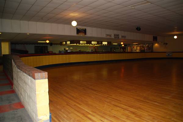 Pasadena Roller  Skating Rink (8/31/2010)