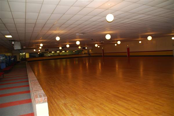 Pasadena Roller  Skating Rink (8/31/2010)