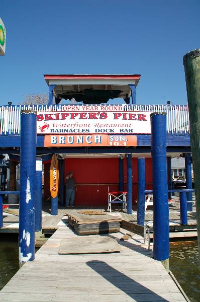 Skipper's Pier Restaurant & Barnacles Dock Bar