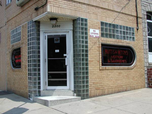 Butts & Betty's Tavern